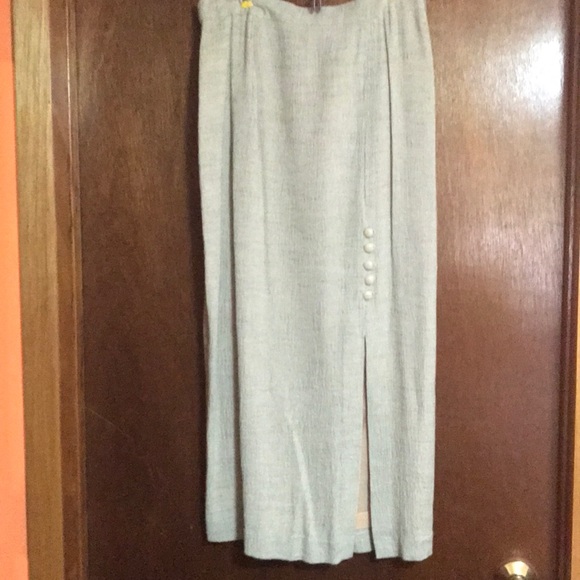 Skirt Suit - Picture 5 of 8